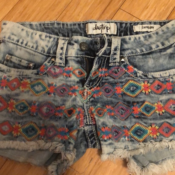 Daytrip Pants - Daytrip size 25 shorts